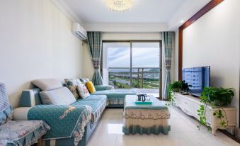 Lijia Beach Apartment (Beihai Yintan Shop)