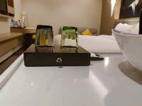 芒果水晶酒店(海口美兰机场店) - 阳光高级大床房