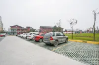 Mingwu Jiuzun Hotel - Bãi đậu xe