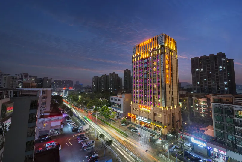 Zhuhai Meiqiu Fino Hotel (Qianshan Huanyucheng Branch)