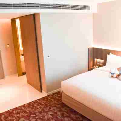 Grand Richmond Stylish Convention Hotel Rooms