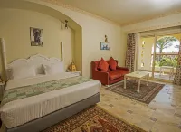 Sunrise Royal Makadi Resort Hotels near Old Town Sahl Hasheesh
