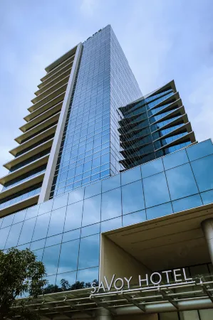 Savoy Hotel Mactan Cebu near Newtown Beach Отели в г. Лапу-Лапу