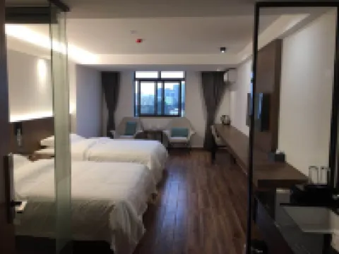 Tiandong Dongxin Hotel
