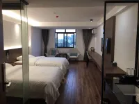 Tiandong Dongxin Hotel