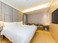 全季酒店(上海淮海中路店) - 大床房(无窗)
