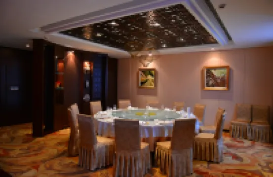 Oriental Hotel