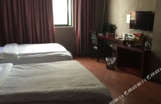 銅鼓九龍商務賓館