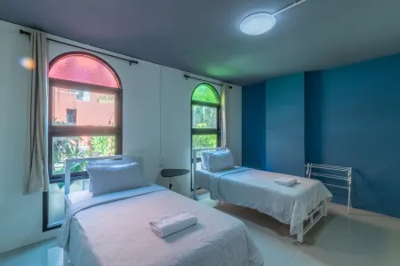 Baansuanprannok Hotel