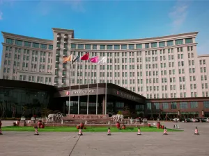 Oriental Jianguo Hotel