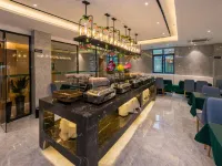 GreenTree Zhixuan Hotel (Fuzhou Sanfang Qixiang Nanmendou Subway Station) Hotels near FJTV Tower