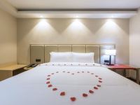 星程酒店(广州白云机场二店) - 大床房