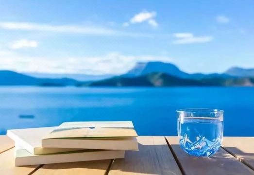 泸沽湖梦田野奢·全端湖景设计师连锁美宿外景图