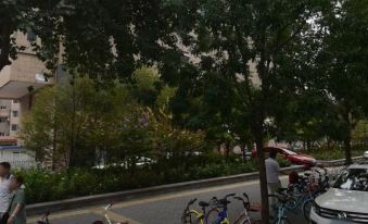 Golden Inns(Ganjiakou Subway Station Fuwai Hospital)