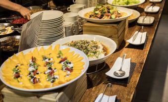 Green World Hotel Grand Nanjing