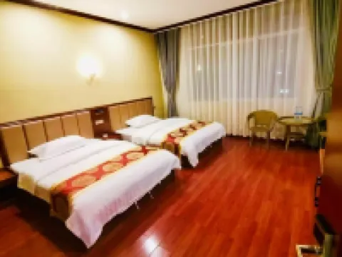 Qujing Tangke Hotel