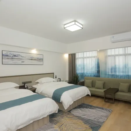Macheng Cat Zhan Nianhua Hotel
