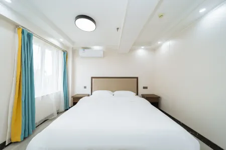 Fengji Hotel (Nanjing Jiangning University Town) Отели рядом с достопримечательностью «Jiangsu Maritime Institute (Jiangning Campus)»