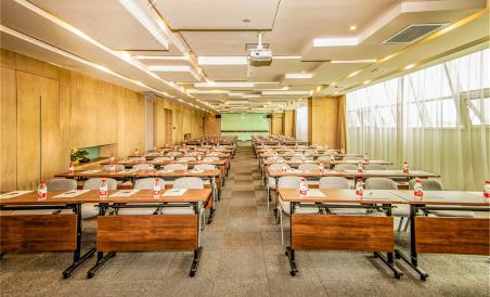 Atour Hotel Yuyang West Road - Housity