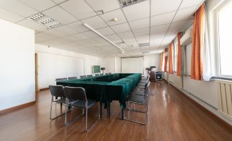 Home Inn (Baoding Railway Station East Square Jianhua Street) - Housity