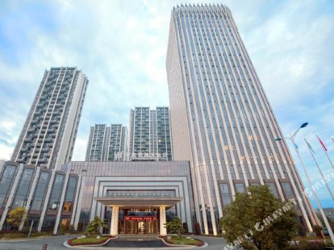 Yujie Junlan Hotel