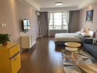 烟台海伦Helen - HomyHome 公寓 - 精致北欧大床房