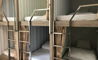 Captain Resort