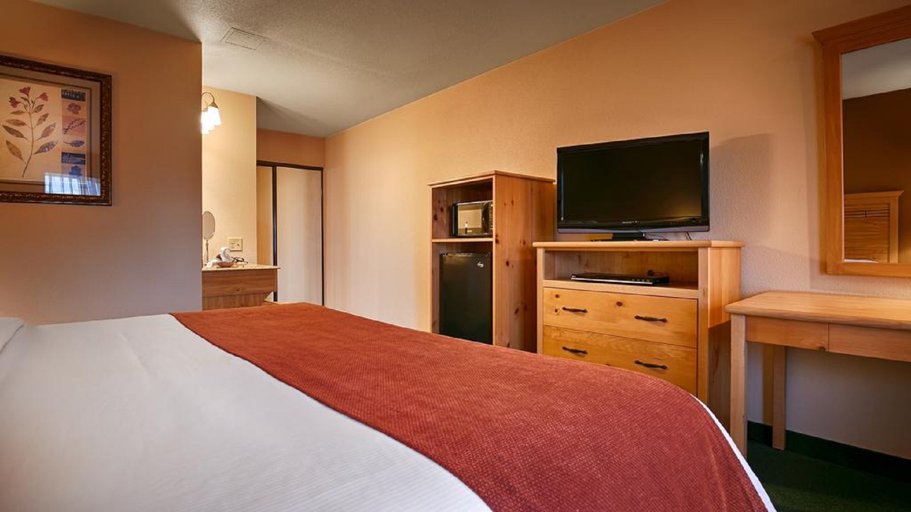 Best Western Plus Hartford Lodge