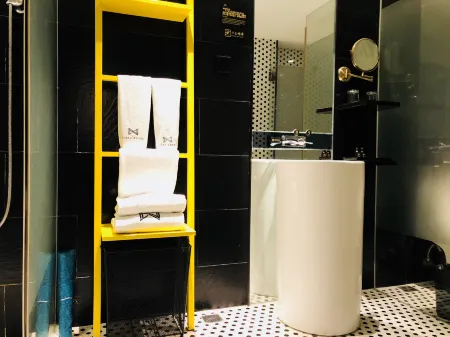 Likto Hotel (Guangzhou Taojin Metro Station)