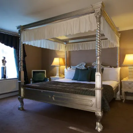 Wrexham Llyndir Hotel by Belvilla