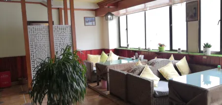 Baqing Dianli Hotel Отели в г. Бацинь