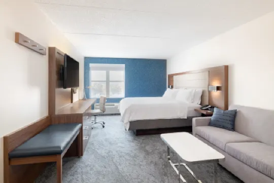 Holiday Inn Express & Suites BOSTON - CAMBRIDGE by IHG