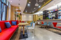 Ibis Hotel (Lanzhou Dongfanghong Plaza Vientiane City)