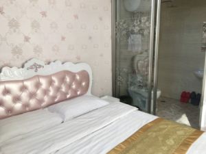 Changchun Shuangyang Sunflower Theme Hotel