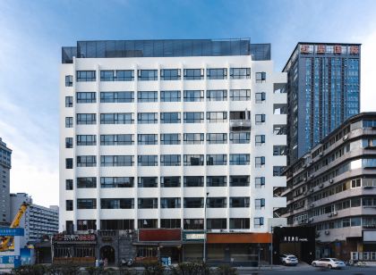 라이주 호텔 (청두 타이쿠 리 춘시로)