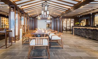 Floral Hotel· Juyi Hotel(Suining Wanda Plaza Government Service Center Store)