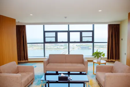 Tiande International Hotel Отели рядом с достопримечательностью «WanPing HaiXian MeiShiJie»