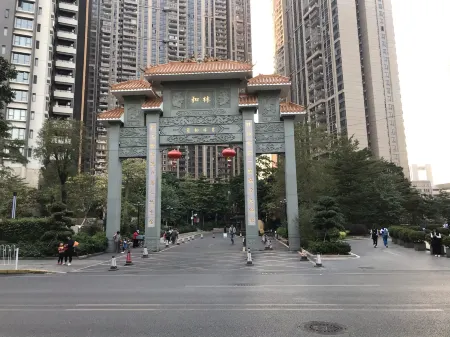 Linhe Apartment (Guangzhou East Railway Station Witney International Branch)