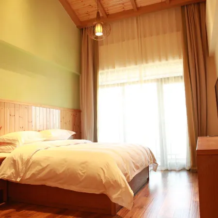 YunTaiShan RoEasy Resort Hotel