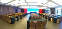 Weichang Qianyue Holiday Hotel (Government Branch) فنادق في ويتشانغ
