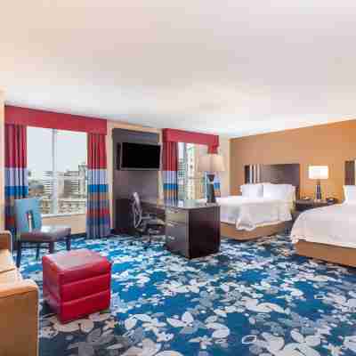 Hampton Inn & Suites Madison/Downtown Rooms