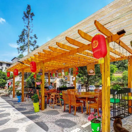 Bifeng Renjia Panda B&B