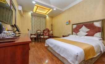Century Sunshine Hotel (Quxian Donglou Hotel)