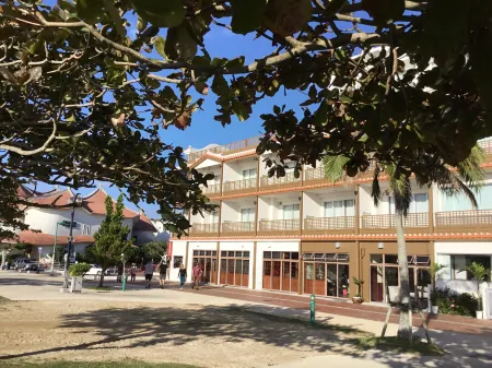 Sunset Beach Hotel Отели рядом с достопримечательностью «Американская деревня»