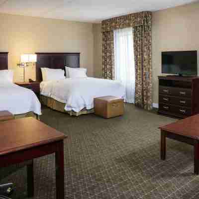 Hampton Inn & Suites Toledo-Perrysburg Rooms