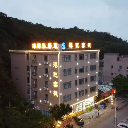 Harbor side inn