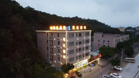 Harbor side inn Отели рядом с достопримечательностью «Dajiao Temple of the Queen of Heaven»