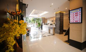 Home Inn - Piper Cloud Hotel  (Xingfa Plaza store of Wanda flying park subway station)