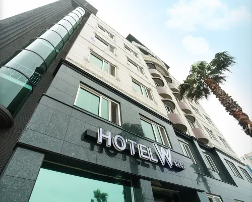 هوتل دبليو توبدونغ Hotels near تابدونغ سكوير