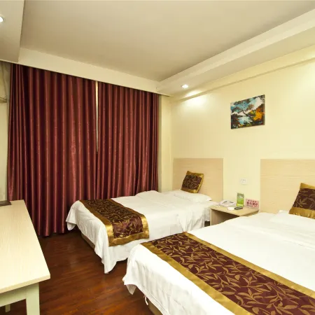 Baiyun Hotel (Jining Railway Station)